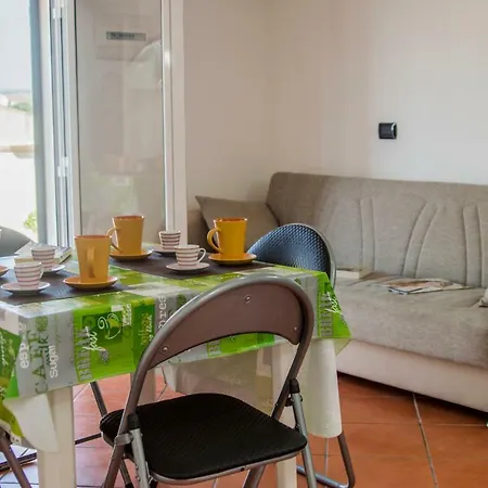 Matisse Beach Apartment